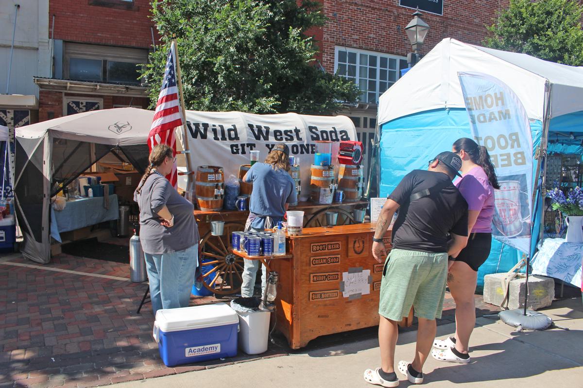 2024 ENNIS TRAILS AND FESTIVAL (photos by Michael Seiber